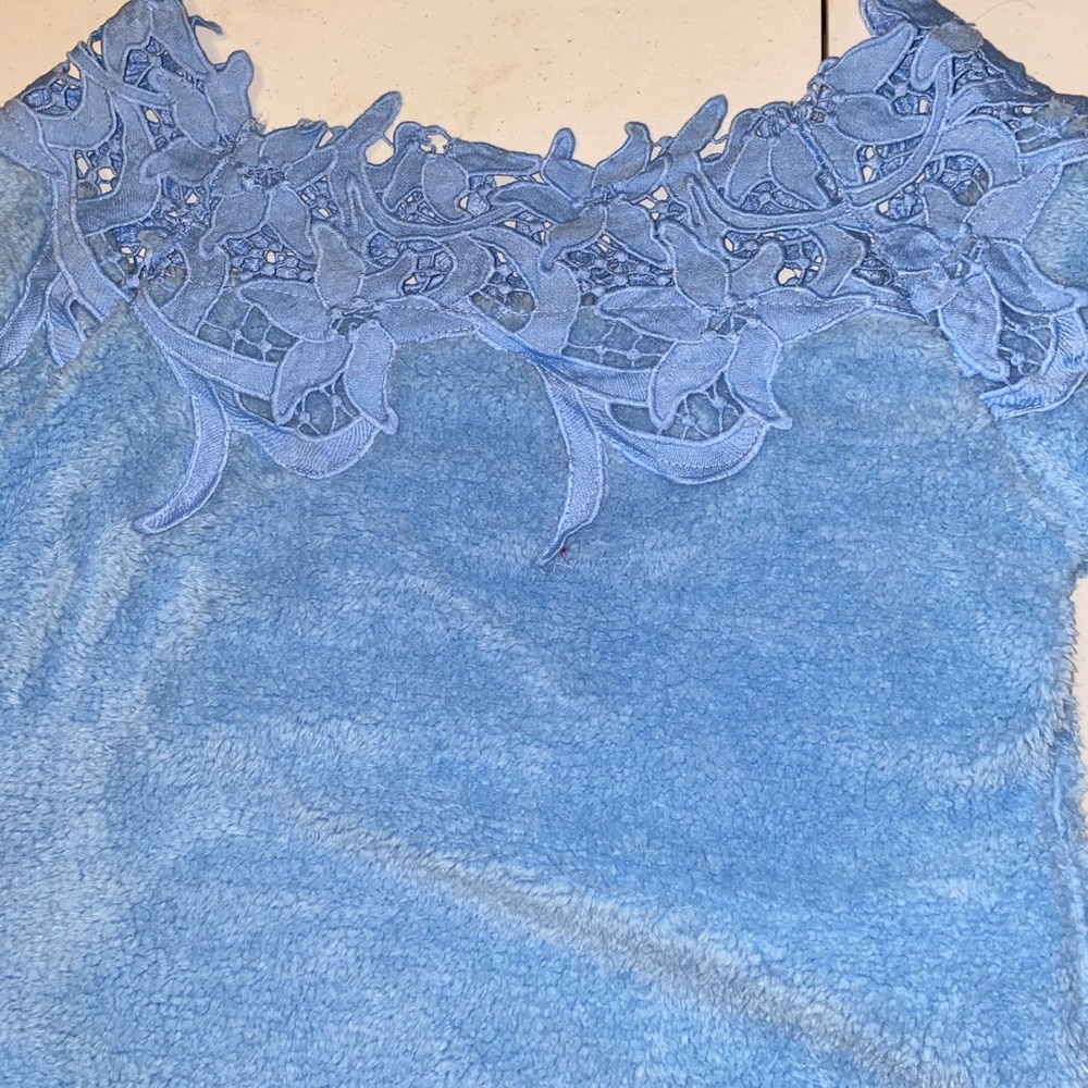 Light blue sweater with 3/4 sleeves